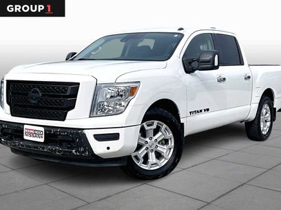 Used 2020 Nissan Titan SV w/ SV Convenience Package