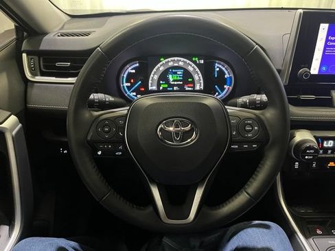 Certified 2025 Toyota RAV4 XLE Premium w/ Weather Package AWD/4WD image 18