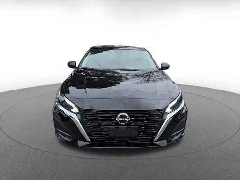 Used 2025 Nissan Altima 2.5 SV image 4