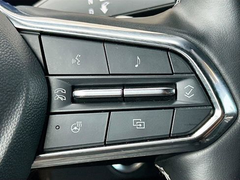 Used 2024 Chevrolet Traverse LT FWD image 39