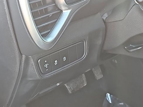 Used 2024 Kia Soul LX w/ Option Group 015 FWD image 18