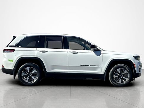 Used 2022 Jeep Grand Cherokee Limited 4xe w/ MOPAR Finishing Package AWD/4WD image 6