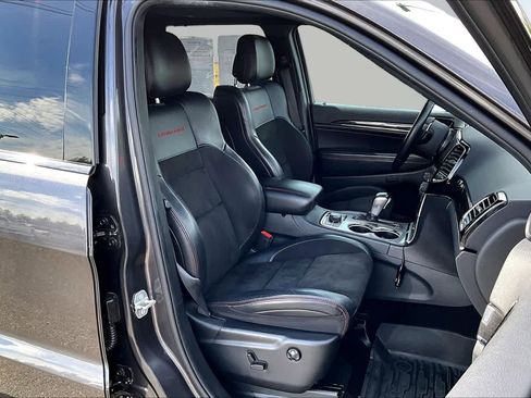 Used 2020 Jeep Grand Cherokee Trailhawk AWD/4WD image 14