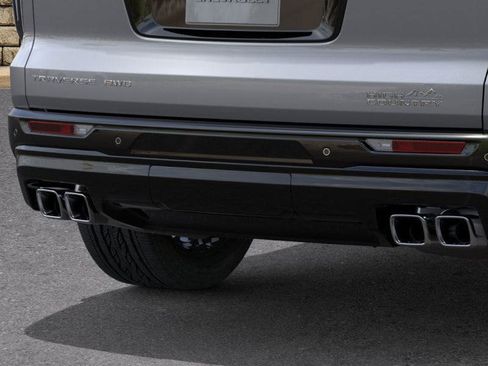 New 2026 Chevrolet Traverse High Country w/ LPO, Floor Liner Package image 38