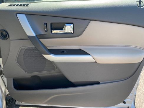 Used 2014 Ford Edge SE AWD/4WD image 29
