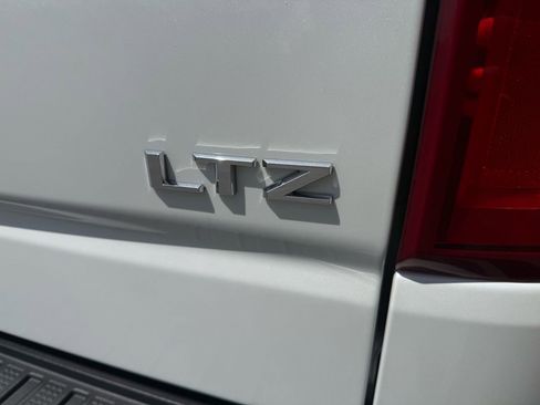 Used 2019 Chevrolet Silverado 1500 LTZ w/ LTZ Plus Package image 39