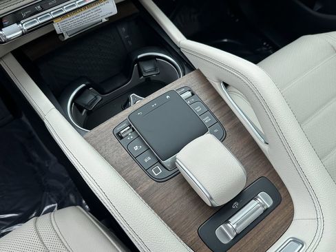 New 2026 Mercedes-Benz GLE 580 4MATIC image 33