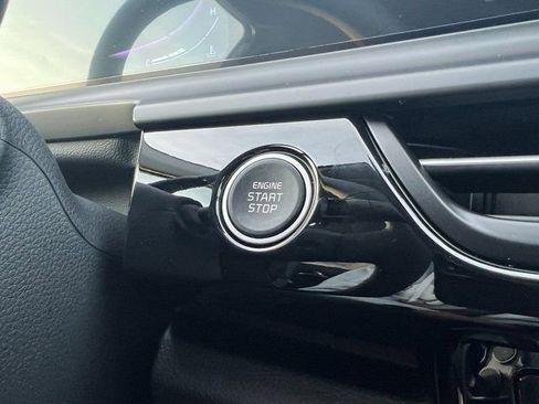 New 2026 Kia Seltos S image 18