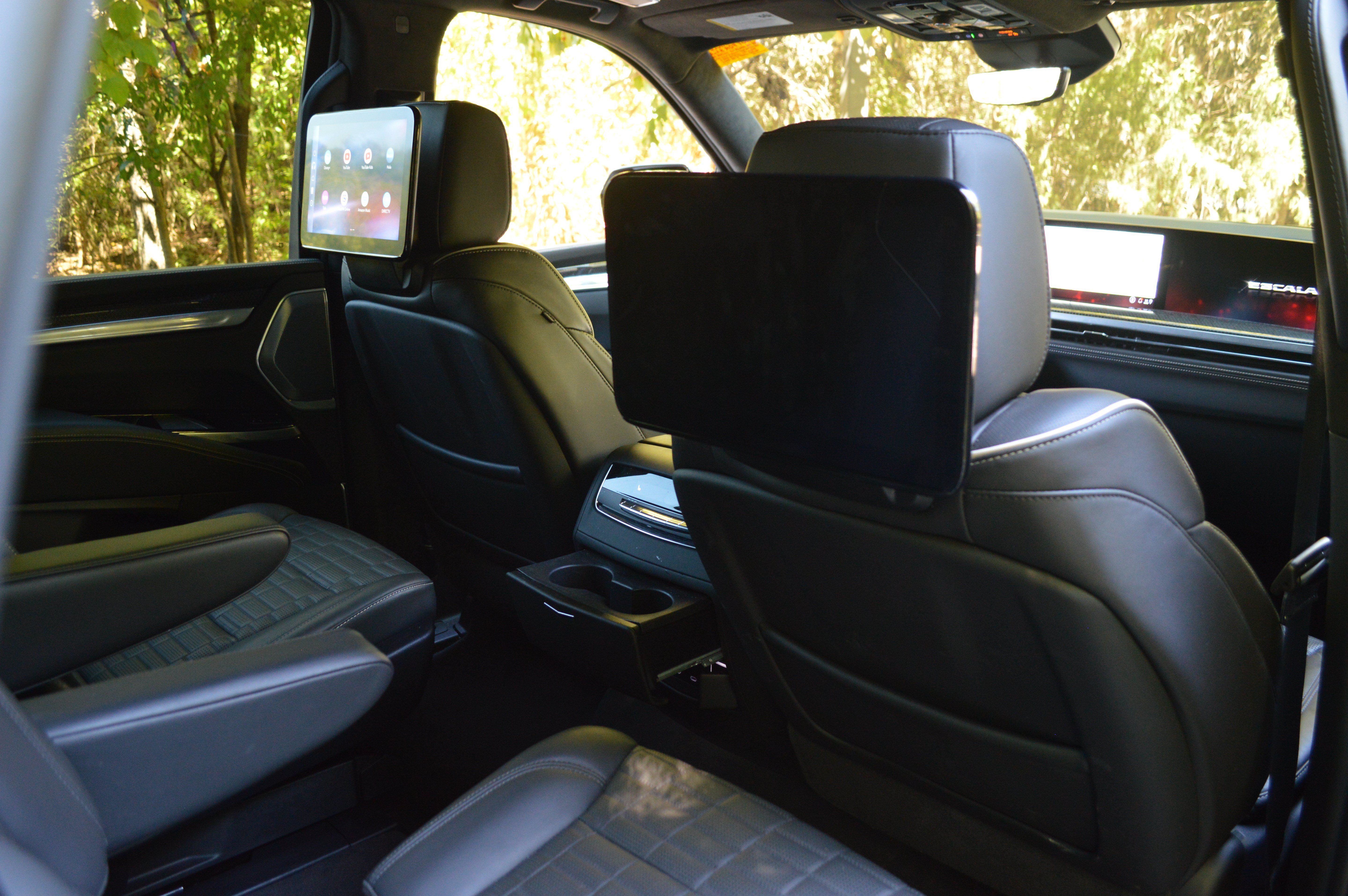 Used 2025 Cadillac Escalade V AWD/4WD image 39