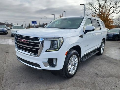 Used 2021 GMC Yukon SLT w/ Rear Media and Nav Package image 9