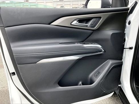 New 2026 Chevrolet Traverse LT image 25