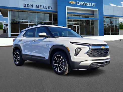 New 2026 Chevrolet TrailBlazer LT image 1