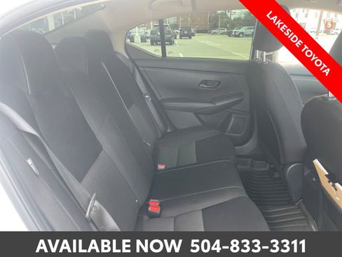 Used 2025 Nissan Sentra SV FWD image 18