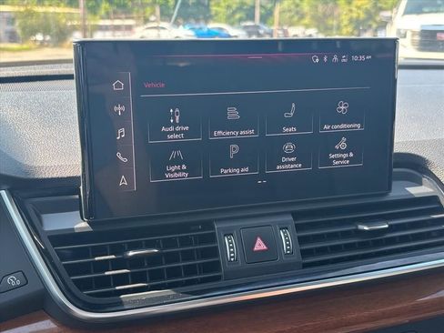 Used 2023 Audi Q5 2.0T Premium Plus AWD/4WD image 21
