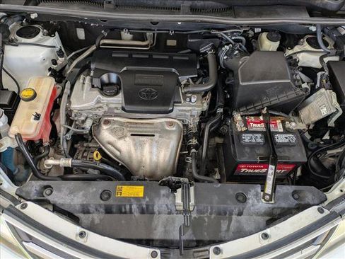 Used 2014 Toyota RAV4 Limited image 23