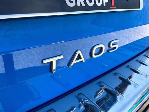 Used 2023 Volkswagen Taos SE image 10