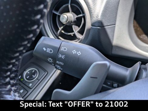 Used 2022 Lexus IS 350 F Sport RWD image 28