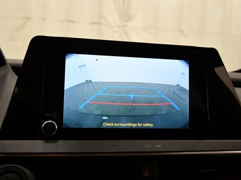 Used 2024 Toyota Prius XLE image 23