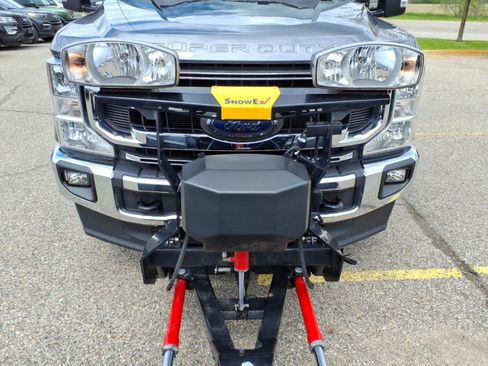 Used 2021 Ford F250 XLT w/ XLT Value Package AWD/4WD image 13