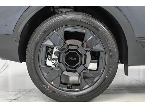 New 2026 Kia Sportage X-Line w/ X-Line Technology Package image 8