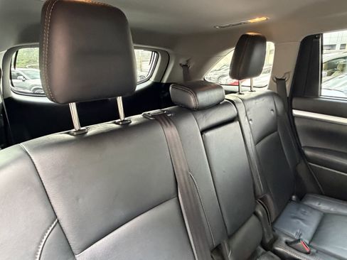 Used 2018 Toyota Highlander XLE FWD image 42