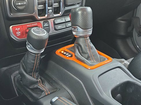 Used 2022 Jeep Gladiator Mojave w/ LED Lighting Group image 19