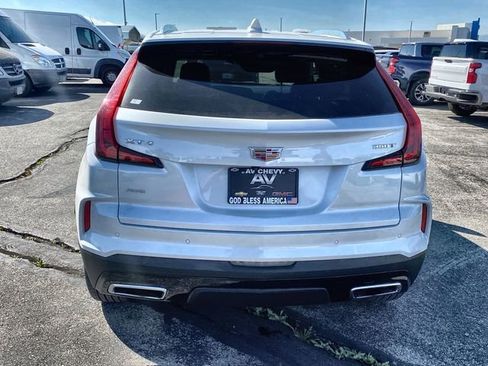 Used 2024 Cadillac XT4 Premium Luxury image 28