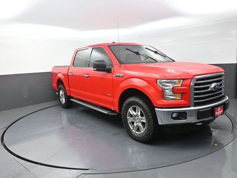 Used 2015 Ford F150 XLT w/ Equipment Group 302A Luxury AWD/4WD image 23
