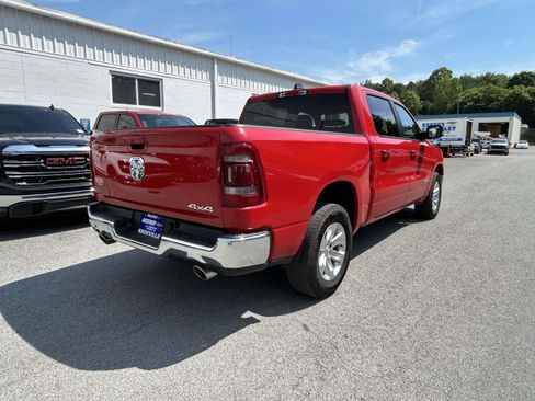 Used 2024 RAM 1500 Laramie AWD/4WD image 3