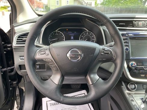 Used 2020 Nissan Murano SV image 15
