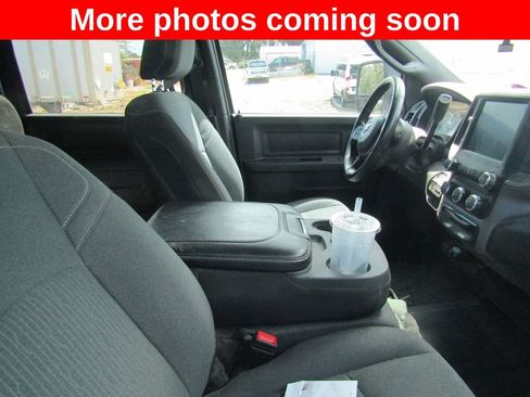 Used 2024 RAM 3500 Tradesman w/ Chrome Appearance Group AWD/4WD image 10