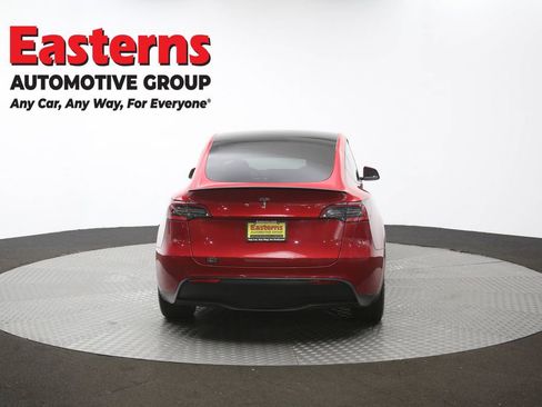 Used 2021 Tesla Model Y Long Range AWD/4WD image 31