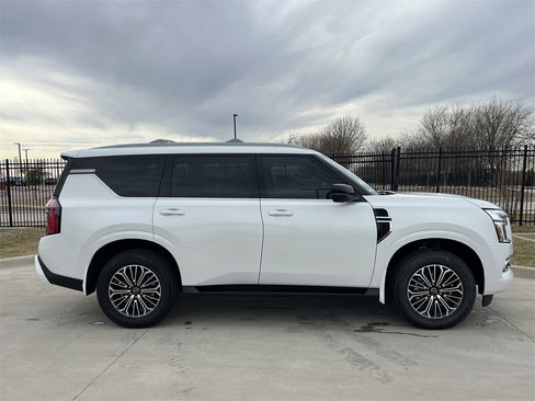 New 2026 Nissan Armada Platinum image 3