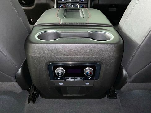 Used 2022 Chevrolet Tahoe RST w/ Luxury Package RWD image 18