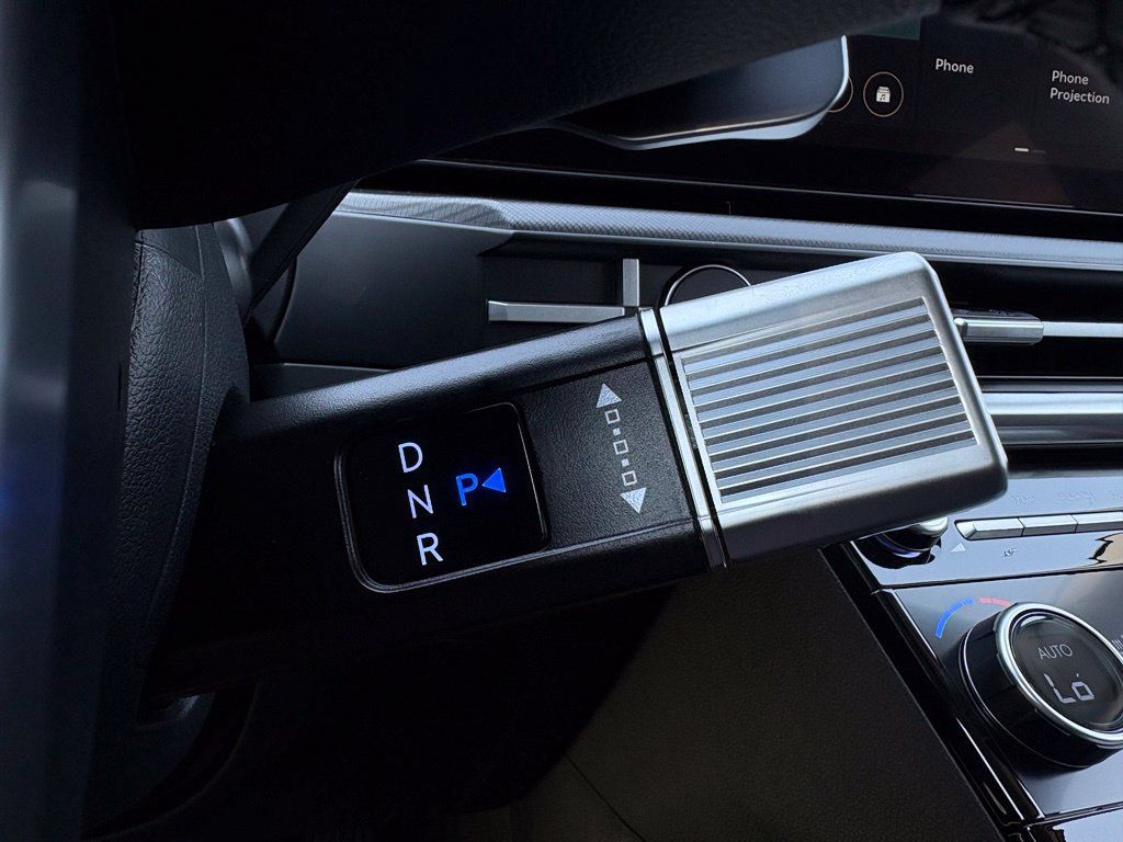 New 2027 Hyundai Santa Fe SEL FWD image 8