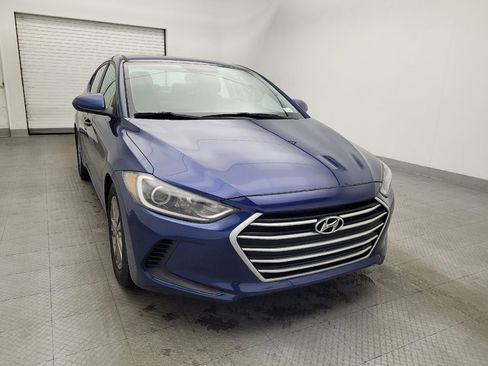 Used 2017 Hyundai Elantra SE FWD image 14