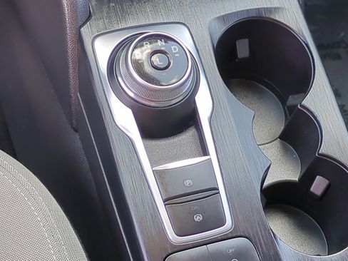 Used 2022 Ford Escape SE w/ Convenience Package image 25