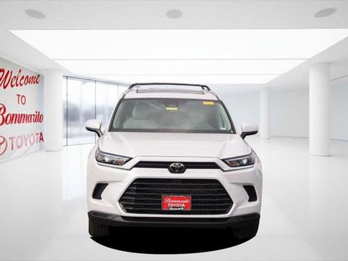 Certified 2026 Toyota Grand Highlander AWD image 4