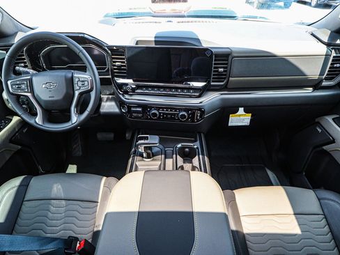 New 2025 Chevrolet Silverado 1500 ZR2 w/ Technology Package image 22