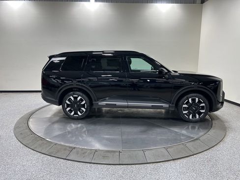 New 2027 Kia Telluride S image 5