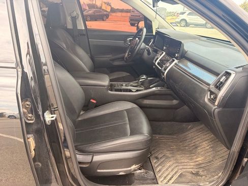 Used 2022 Kia Sorento S w/ Panoramic Sunroof Package FWD image 10