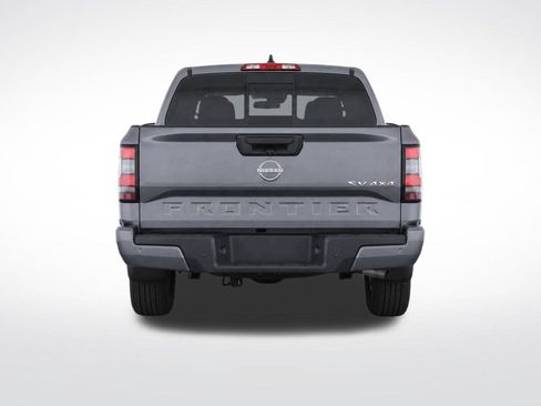 Used 2022 Nissan Frontier SV AWD/4WD image 7