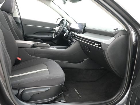 Used 2024 Hyundai Sonata SEL w/ Convenience Package FWD image 39