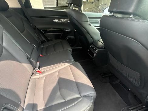 Used 2025 Genesis GV70 2.5T AWD/4WD image 22