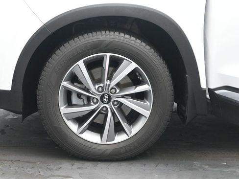 Used 2020 Hyundai Santa Fe SEL w/ Convenience Package image 35