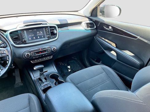 Used 2019 Kia Sorento FWD w/ LX Convenience Package image 22