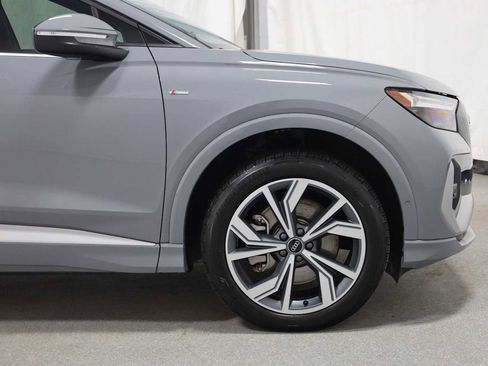 Used 2023 Audi Q4 e-tron Premium Plus image 11