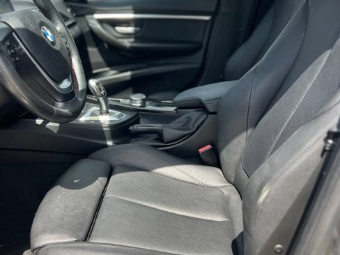 Used 2018 BMW 330e w/ Convenience Package RWD image 22