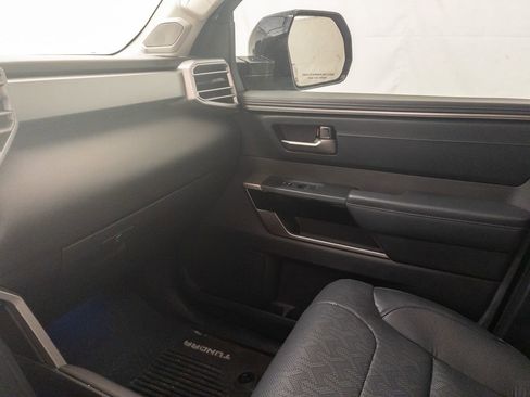 Used 2024 Toyota Tundra Limited image 32