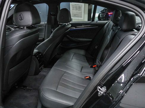 Certified 2023 BMW 530e w/ M Sport Package image 17